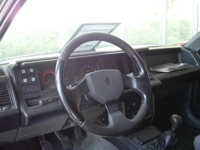 Renault R 21