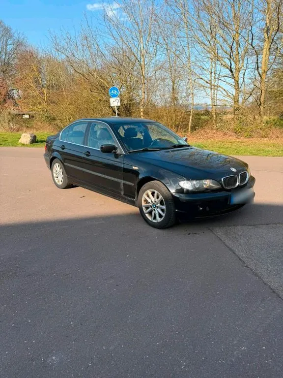 BMW 320