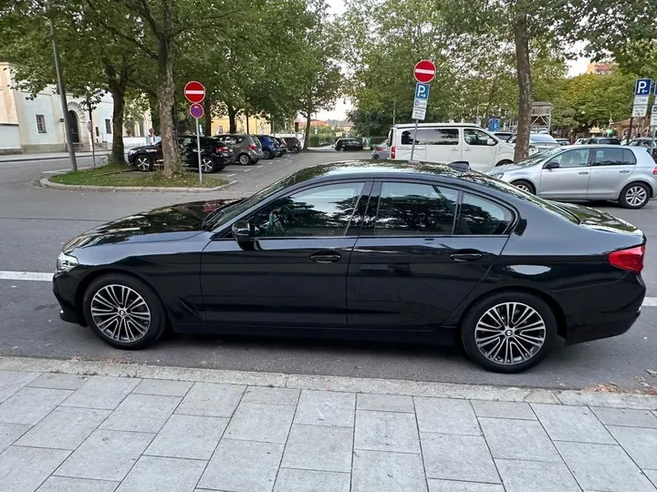 BMW 525