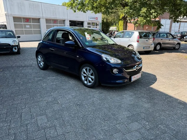 Opel Adam