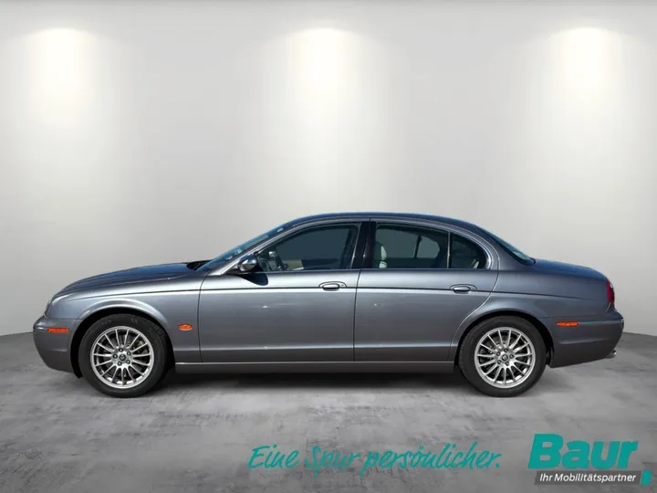 Jaguar S-Type