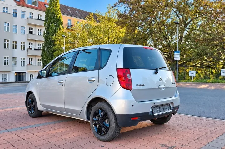 Mitsubishi Colt