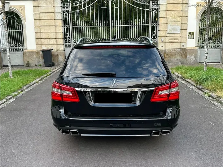 Mercedes-Benz E 63 AMG