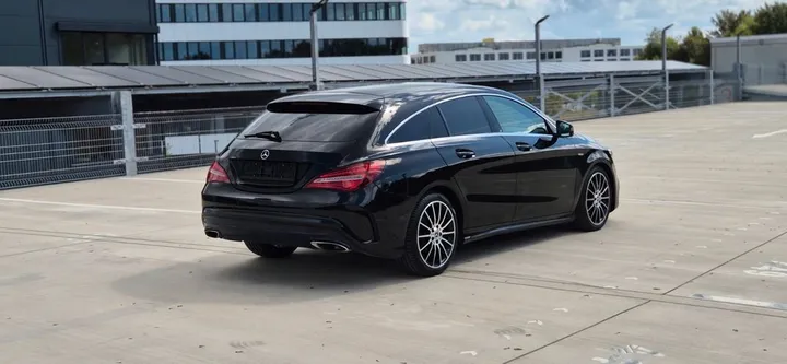 Mercedes-Benz CLA 220