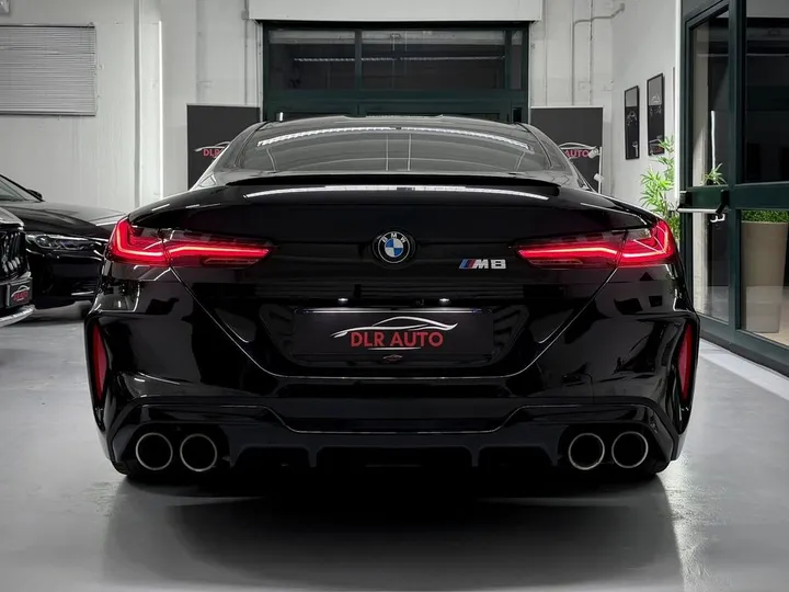 BMW M8