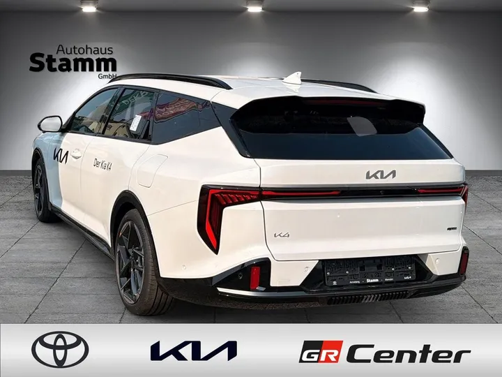 Kia K4