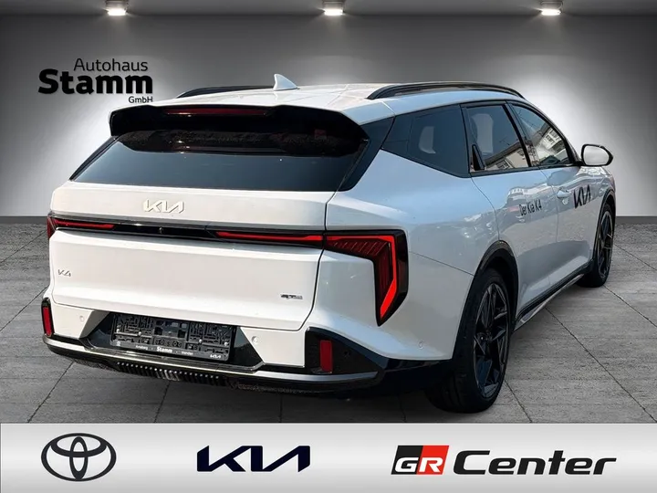 Kia K4