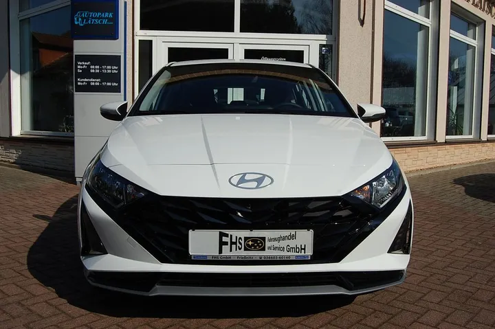 Hyundai i20