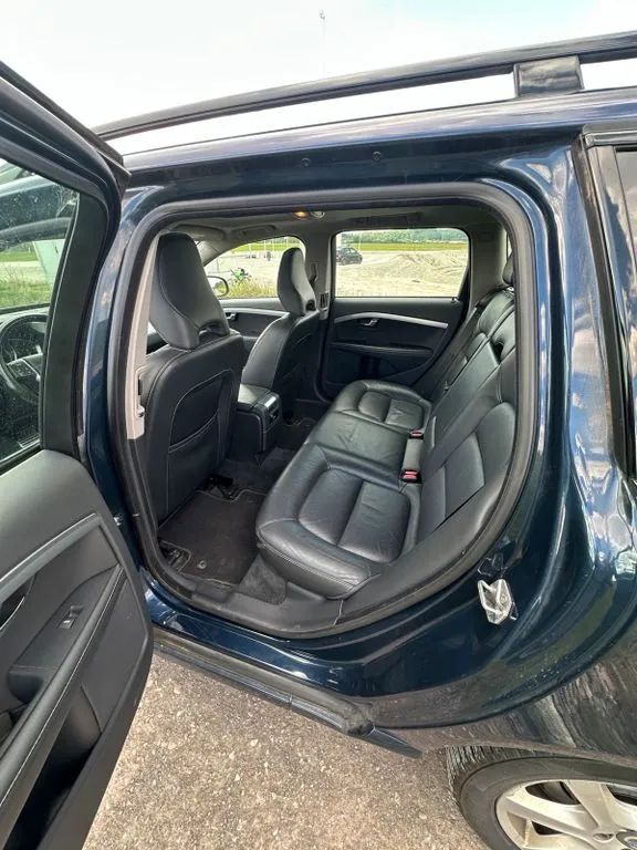 Volvo 245