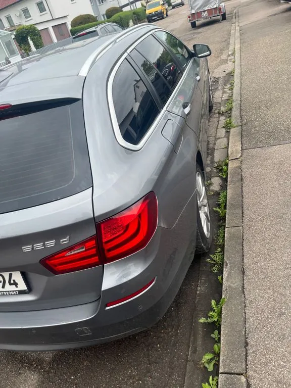 BMW 525