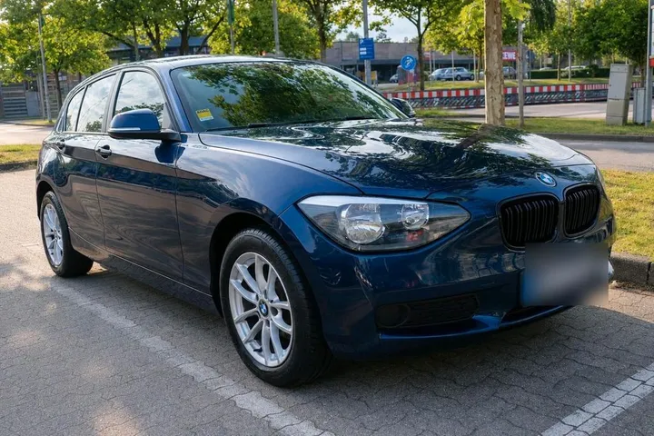 BMW 114