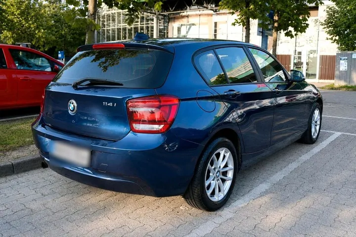 BMW 114