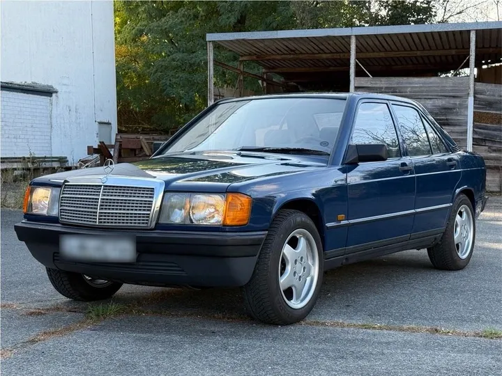 Mercedes-Benz 190