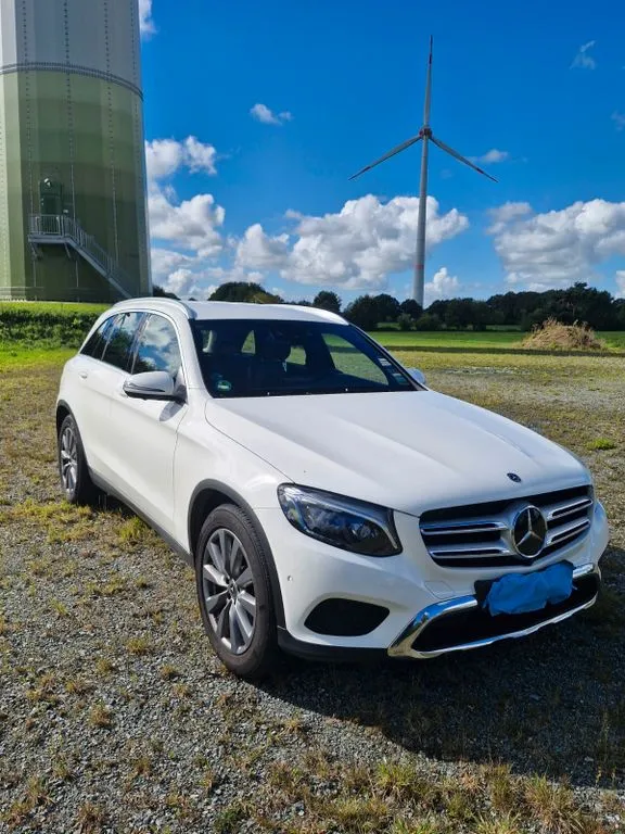 Mercedes-Benz GLC 220