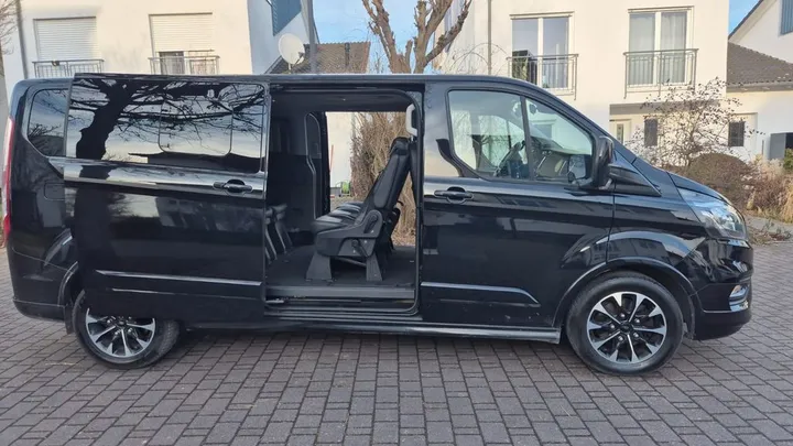 Ford Tourneo Custom