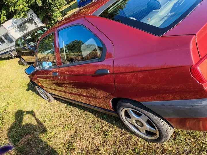 Alfa Romeo 146