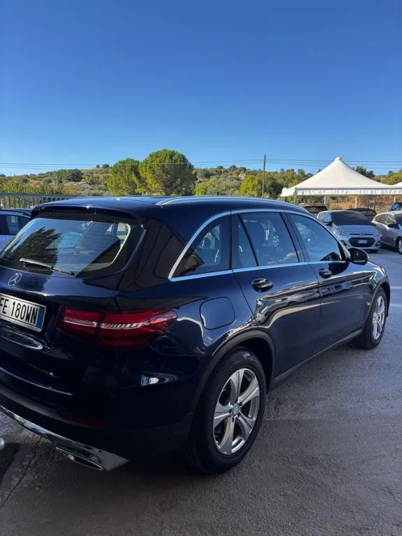 Mercedes-Benz GLC 220