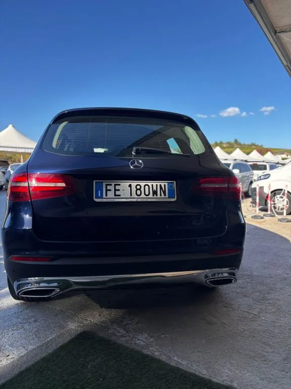 Mercedes-Benz GLC 220