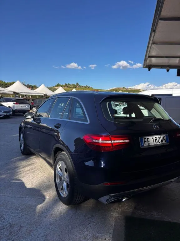 Mercedes-Benz GLC 220