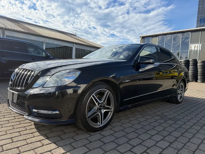 Mercedes-Benz E 220