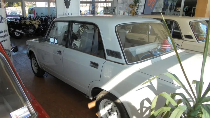 Lada 2107