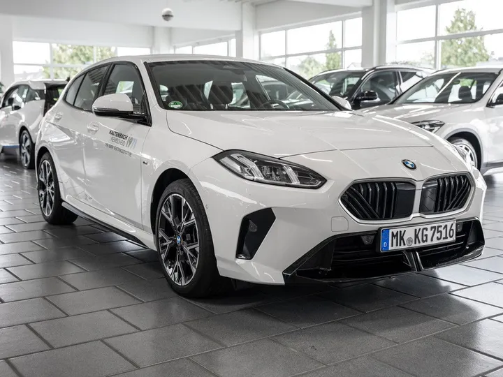 BMW 120