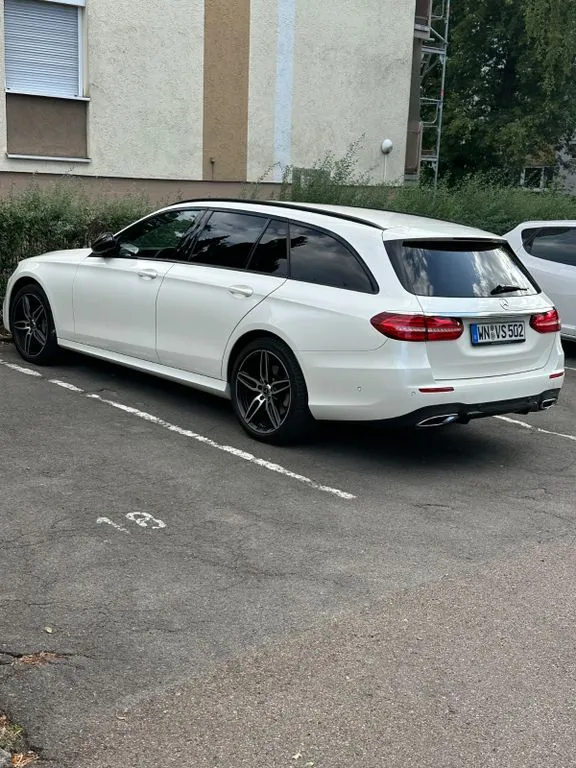 Mercedes-Benz E 350