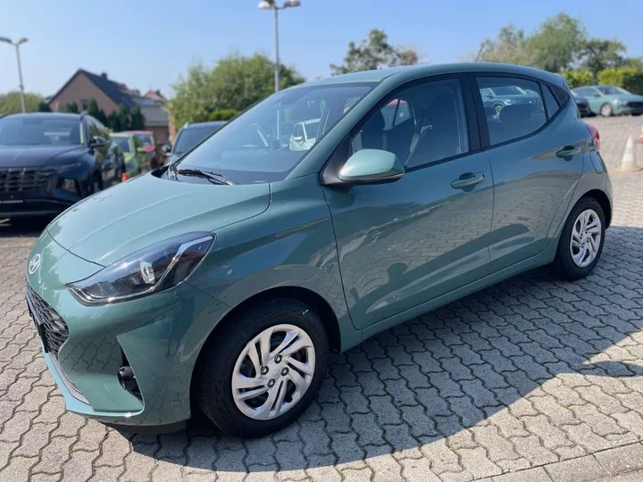 Hyundai i10