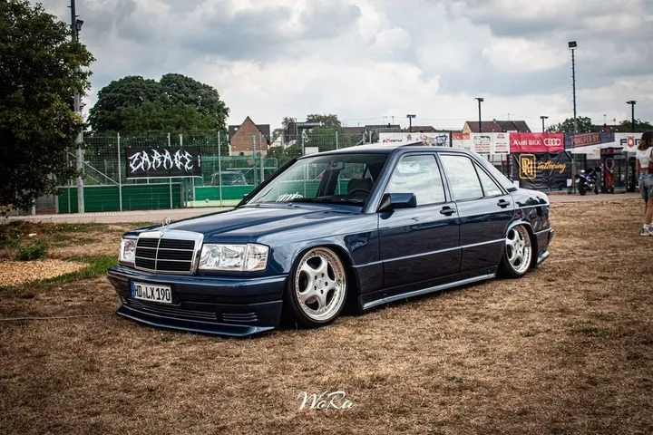 Mercedes-Benz 190
