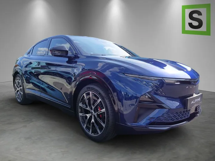 Alpine A390