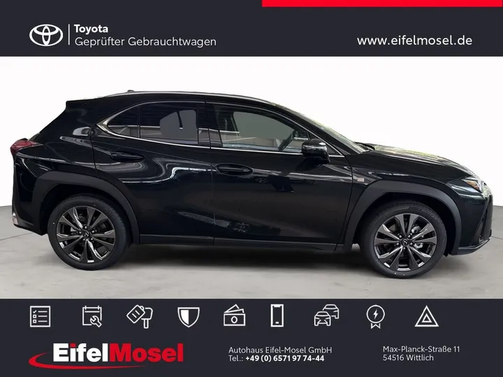Lexus UX