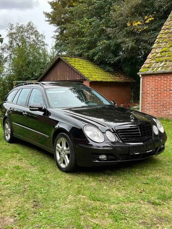 Mercedes-Benz E 280