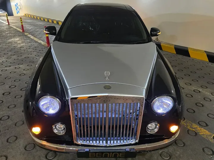 Mitsuoka Galue