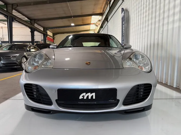 Porsche 996