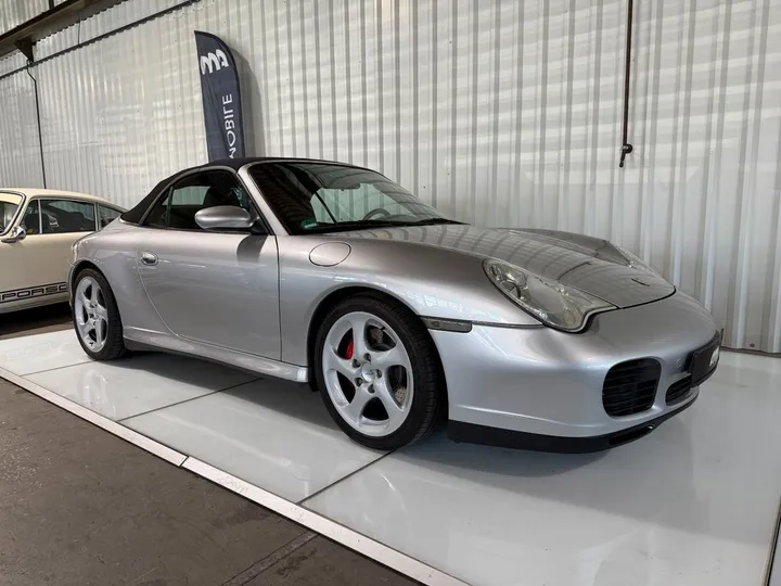 Porsche 996
