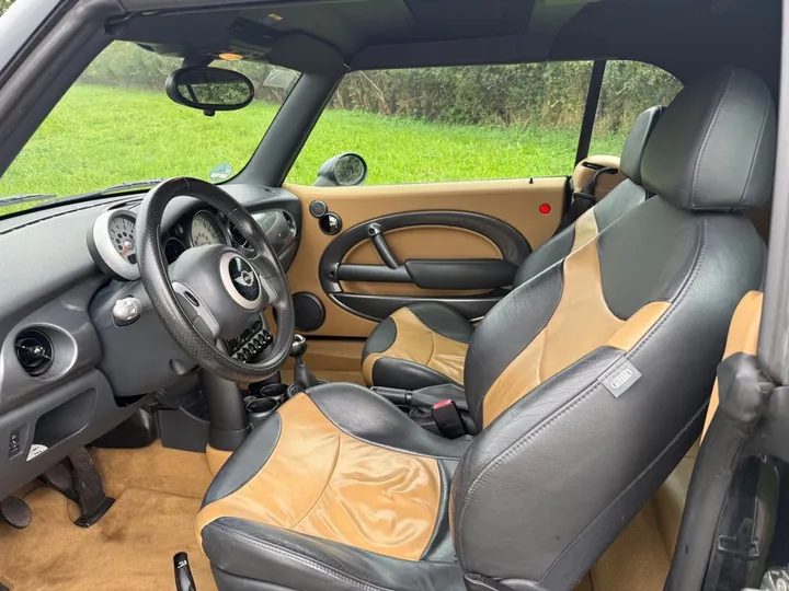 MINI One Cabrio