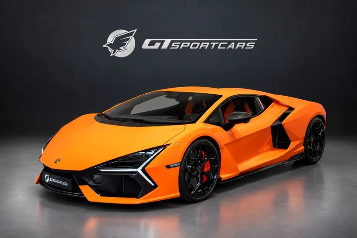 Lamborghini Revuelto
