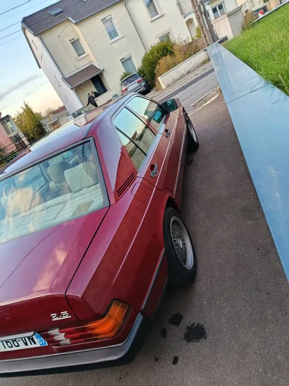 Mercedes-Benz 190