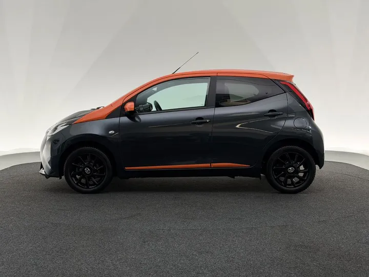 Toyota Aygo (X)