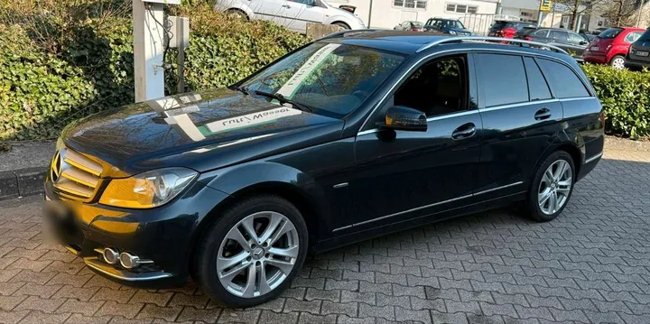 Mercedes-Benz C 220