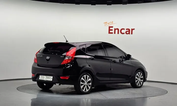 Hyundai Accent