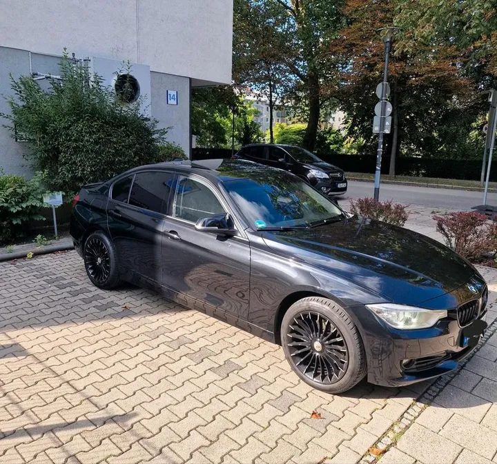 BMW 320