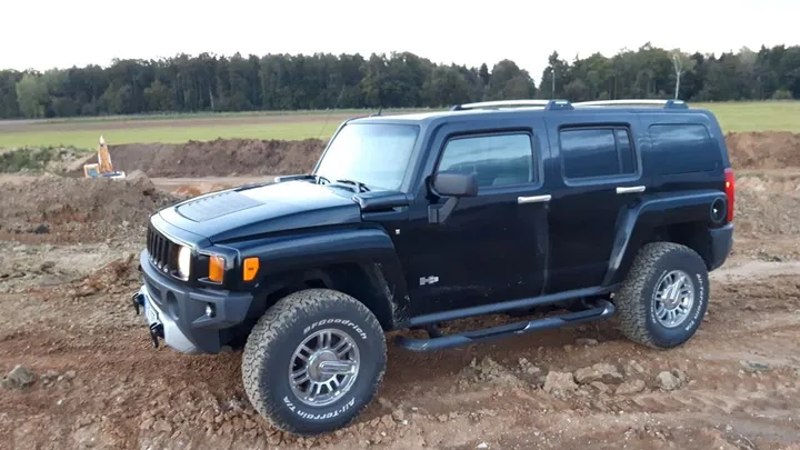 Hummer H3