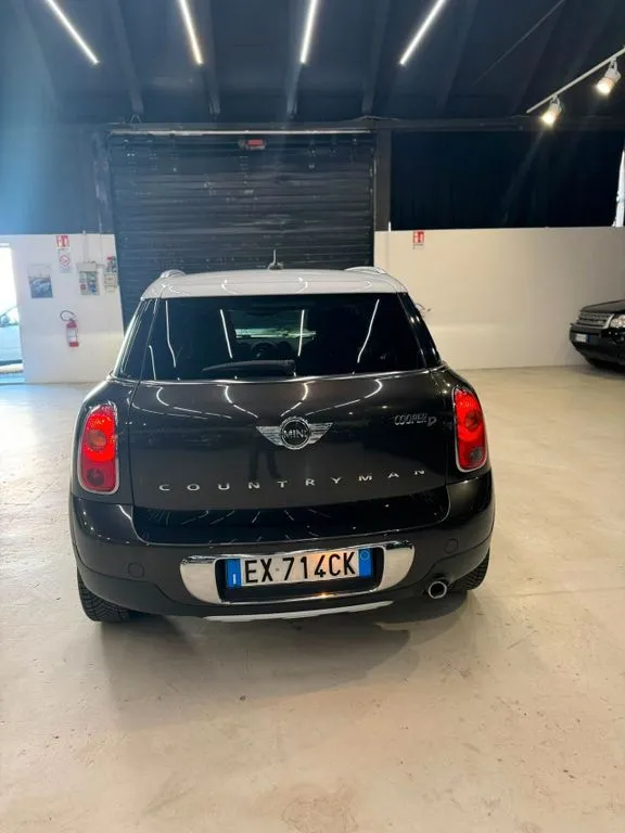 MINI Countryman D (Cooper)