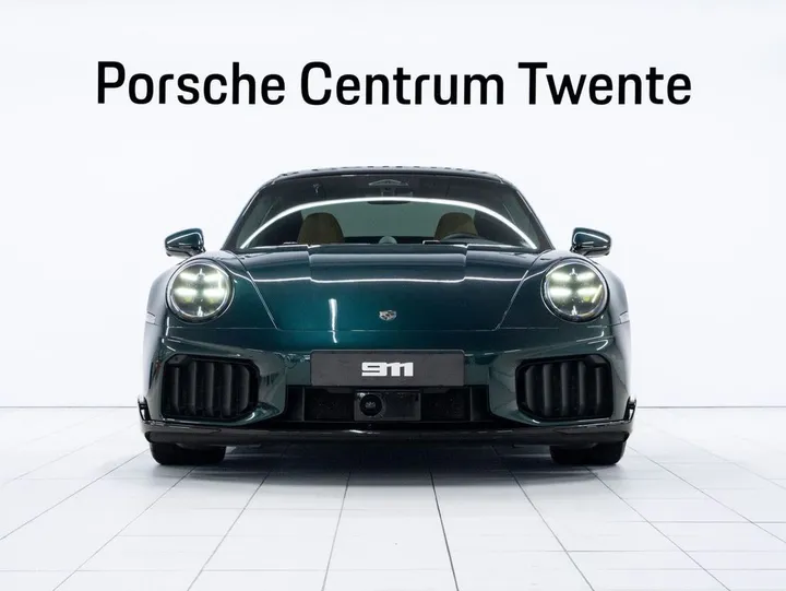 Porsche 992
