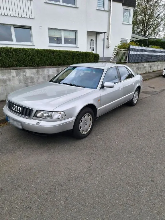 Audi A8
