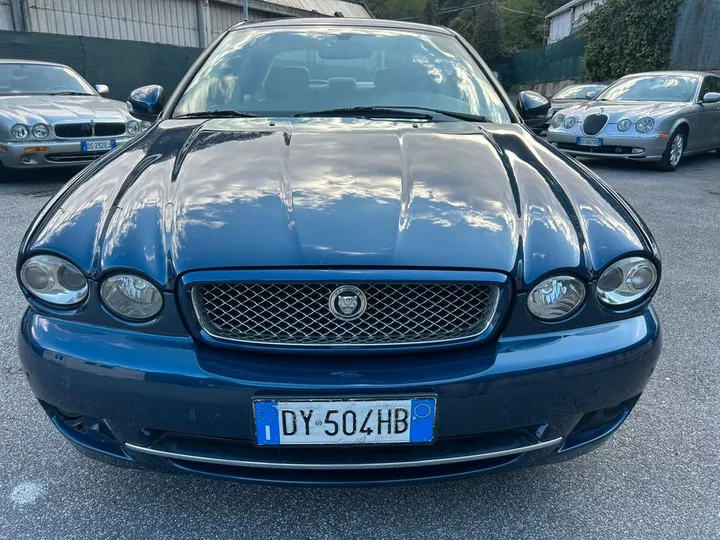 Jaguar X-Type