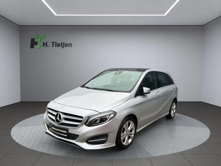 Mercedes-Benz B 220