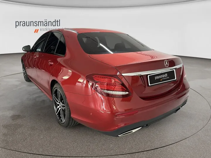 Mercedes-Benz E 400