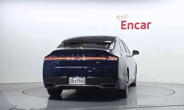 Lincoln MKZ